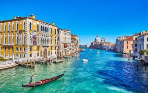 Venetian canals run clear for the first time in 60 years